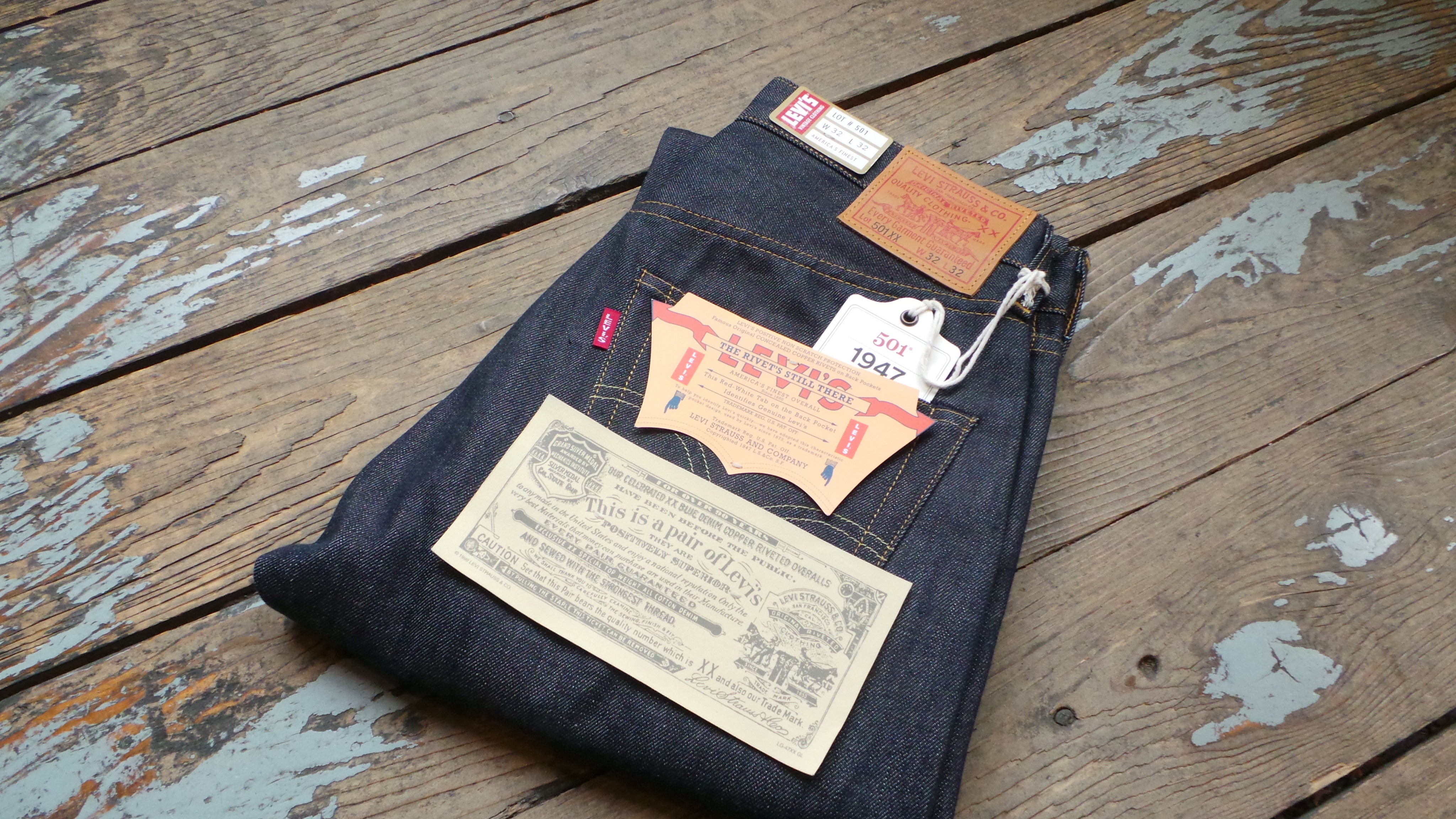 Levis 501 Raw Denim 1947 Red Selvedge American Classics