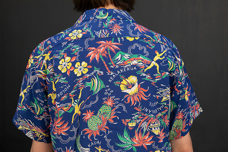 Sun Surf Hawaiian Shirt “Halekulani” Navy