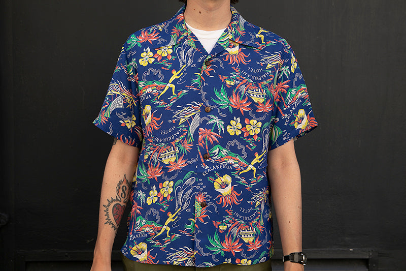 Sun Surf Hawaiian Shirt “Halekulani” Navy